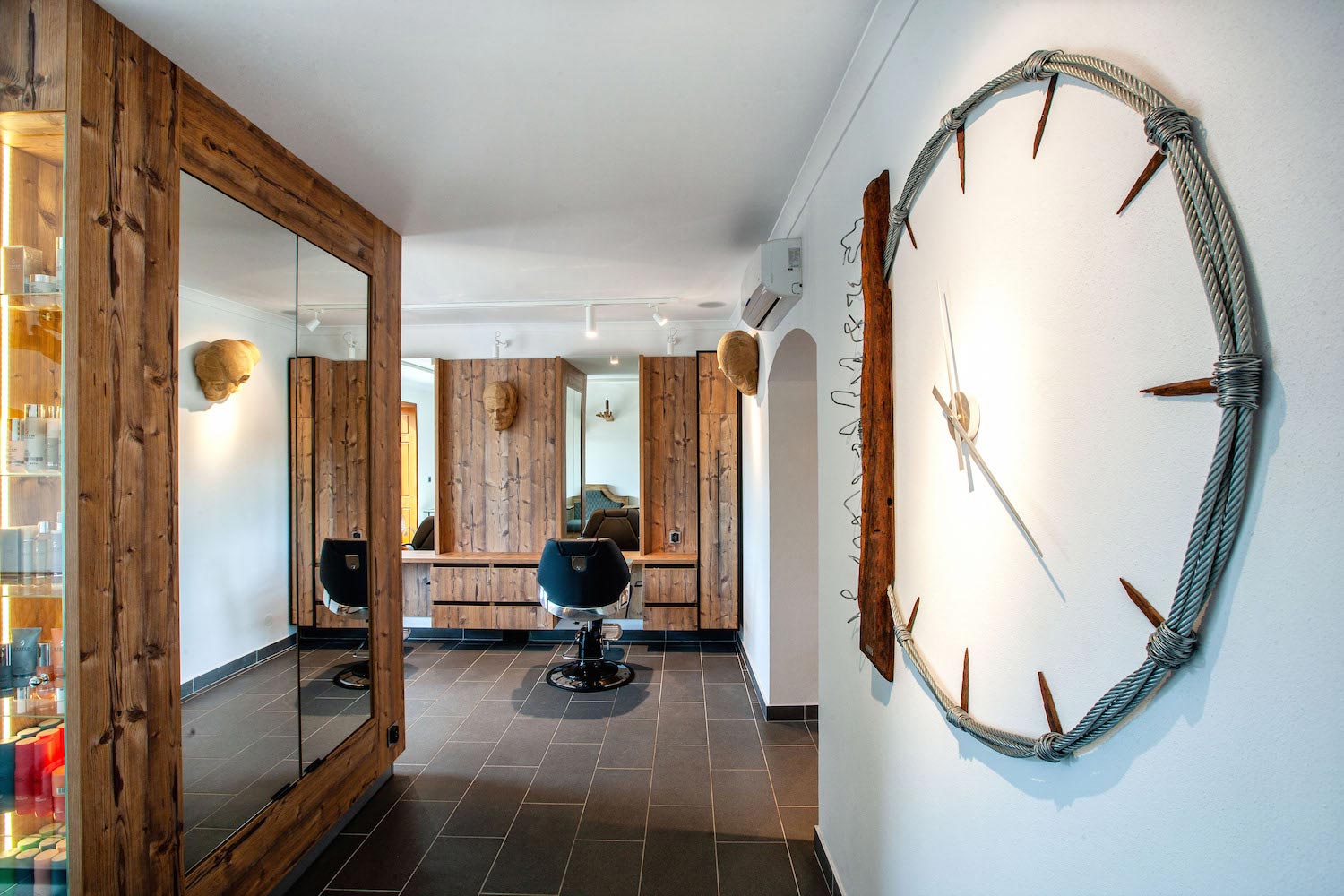 Salon DAISY